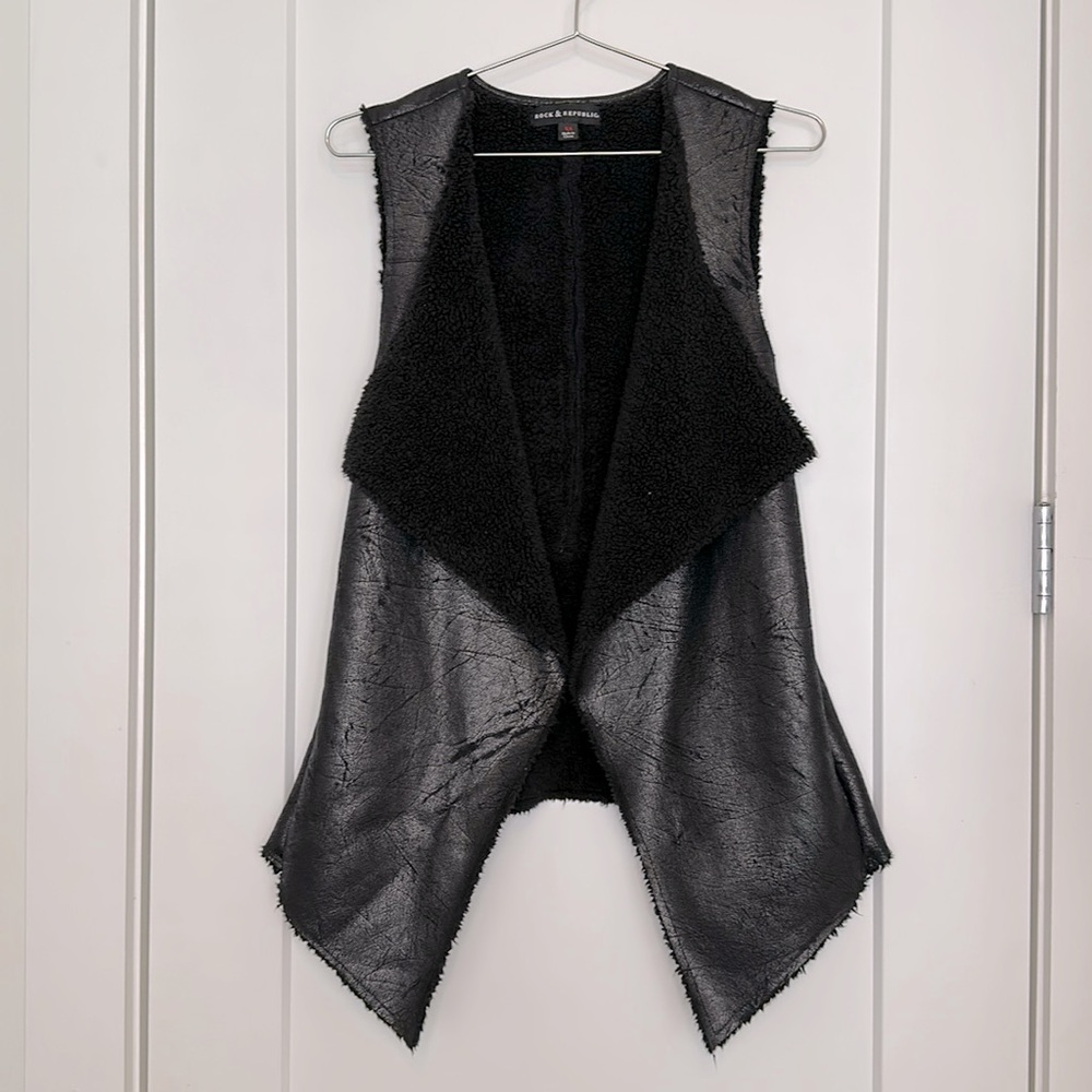 Rock & Republic Sherpa Lined Faux Leather Vest, Black, Size XS